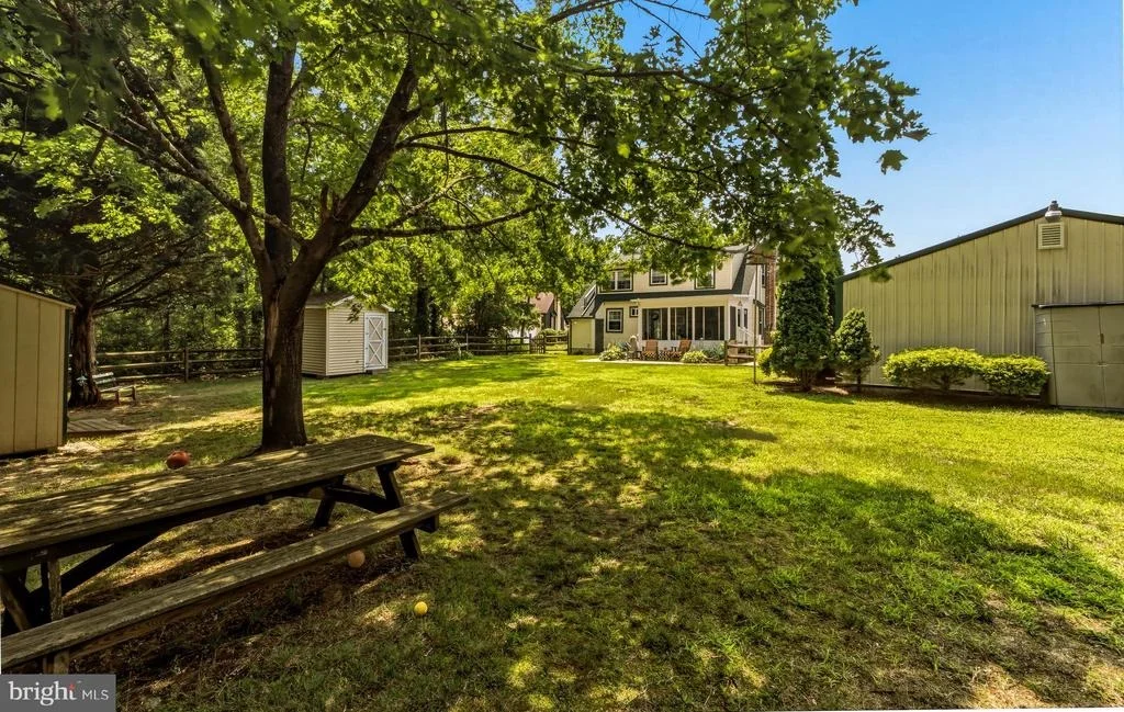 Photo of 15 EAGLE COURT