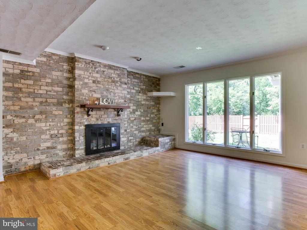 Photo of 9906 GREENVIEW LANE