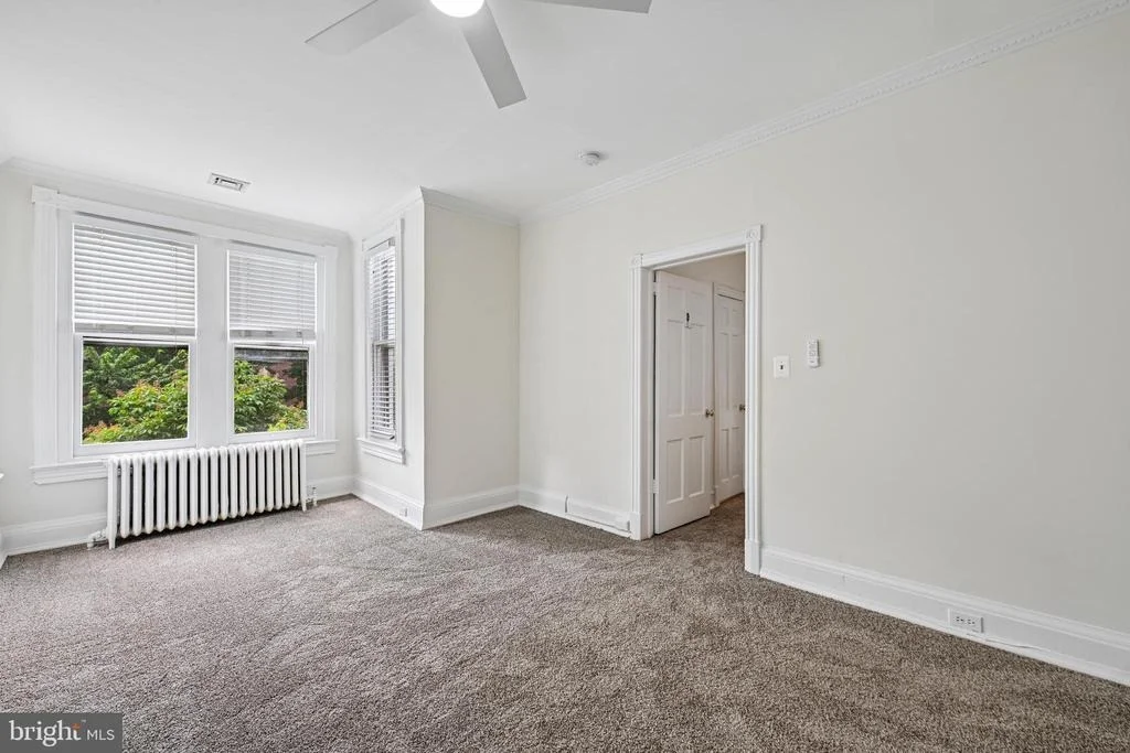 Photo of 123 7TH STREET NE