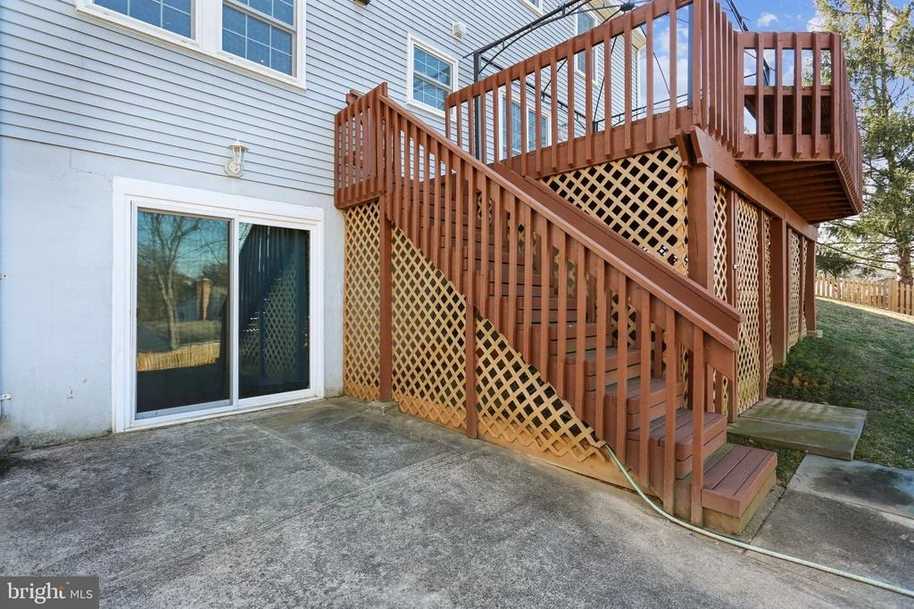 Photo of 915 POINTER RIDGE DRIVE