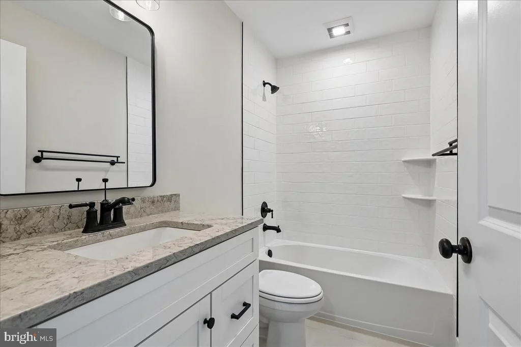 Photo of 9312 MADISON AVENUE