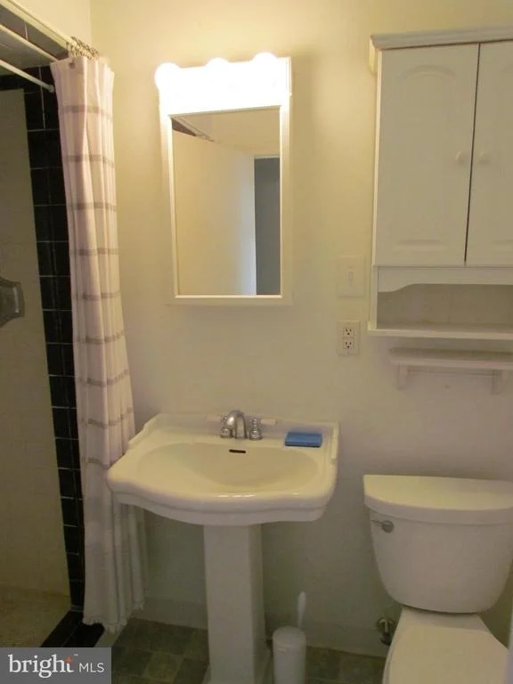 Photo of 720 HOLLY DRIVE
