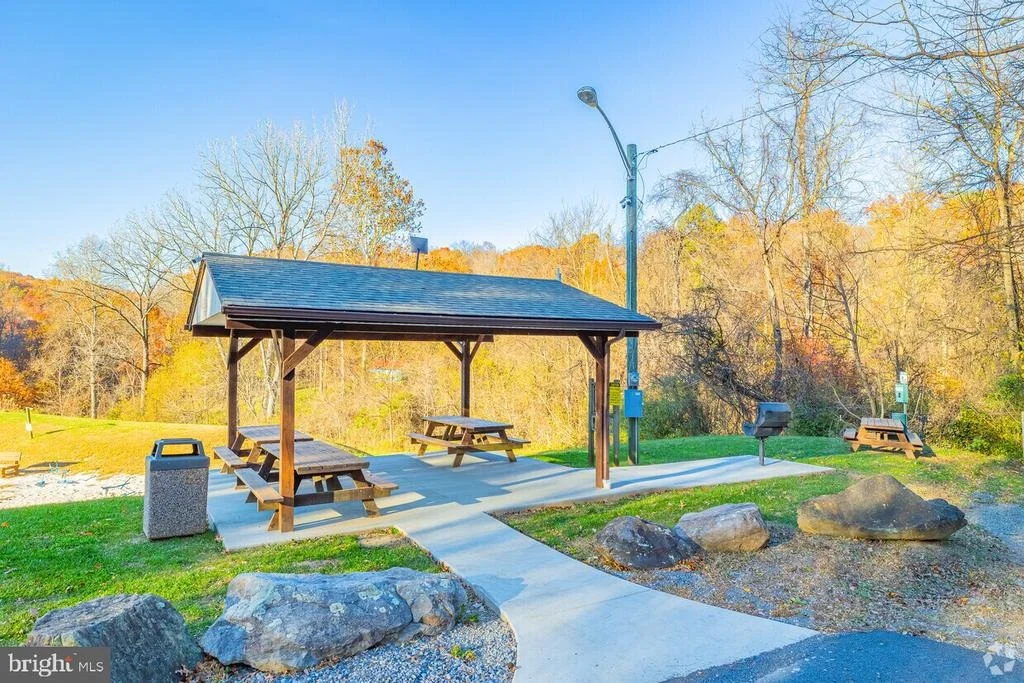Photo of 1336 GRANNY SMITH ROAD
