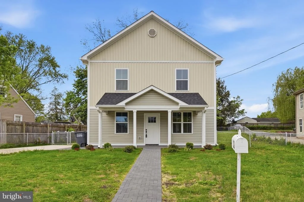 Photo of 129 EVANS STREET