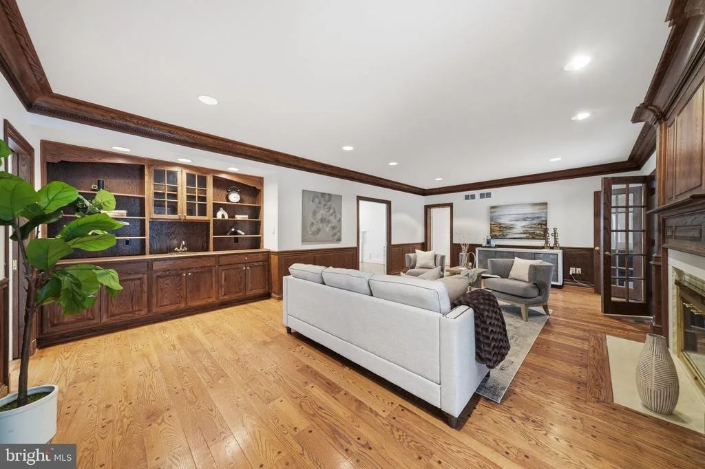 Photo of 9801 BENTCROSS DRIVE