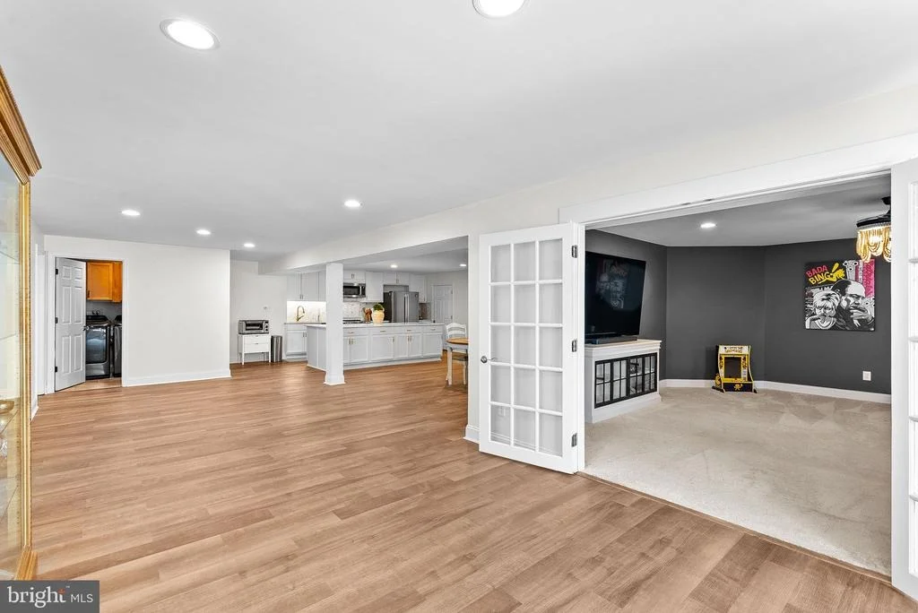 Photo of 15064 BARLOW DRIVE