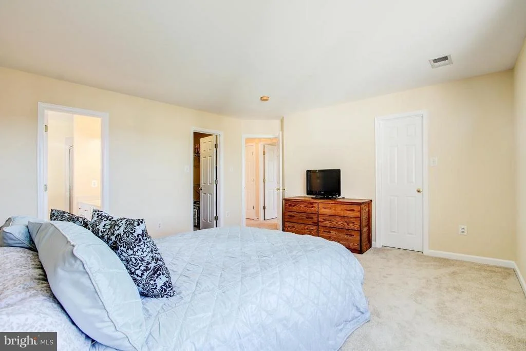 Photo of 3936 LOCH NESS COURT
