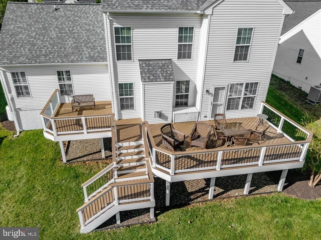 Photo of 17124 MAGIC MOUNTAIN DRIVE