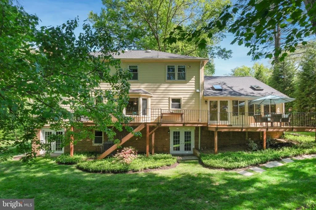 Photo of 9437 REACH ROAD
