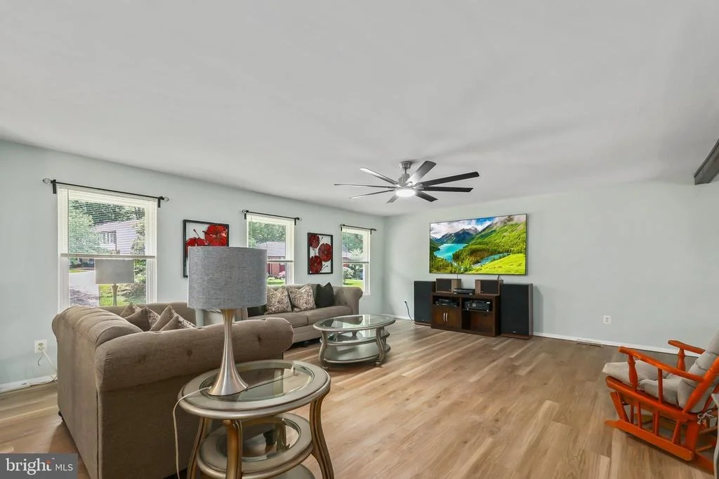 Photo of 16008 FAIRWAY DRIVE