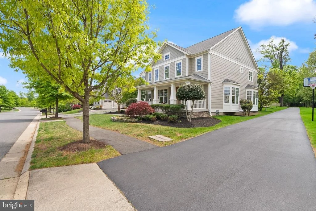 Photo of 41125 SHEFFIELD FOREST DRIVE
