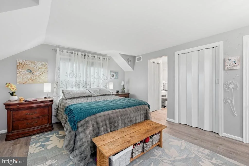 Photo of 8114 HILLCREST DRIVE