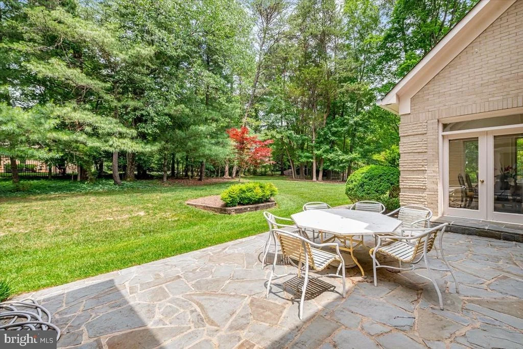Photo of 10616 WILLOWBROOK DRIVE