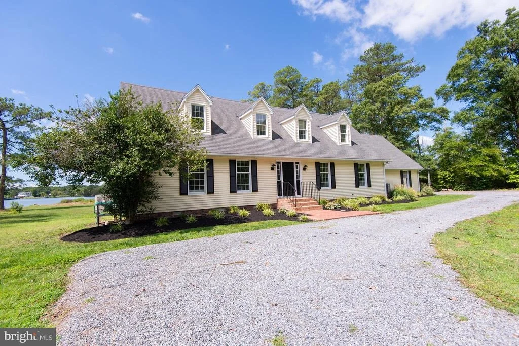 Photo of 1619 PERSEUS ROAD