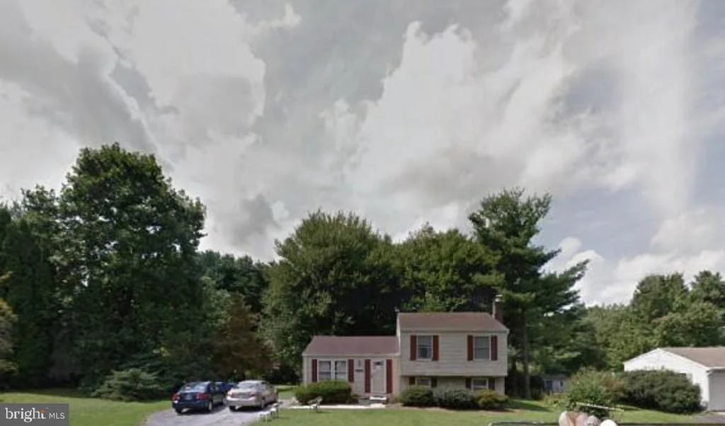 Photo of 7104 JASPER DRIVE