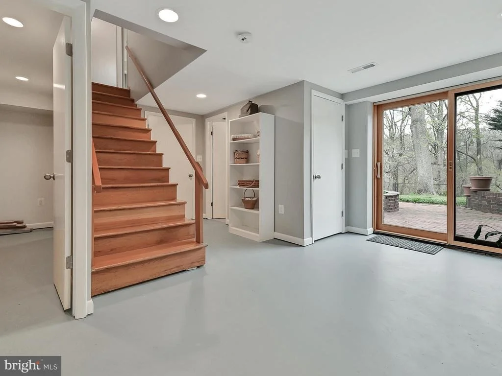 Photo of 6143 LONG BRANCH ROAD