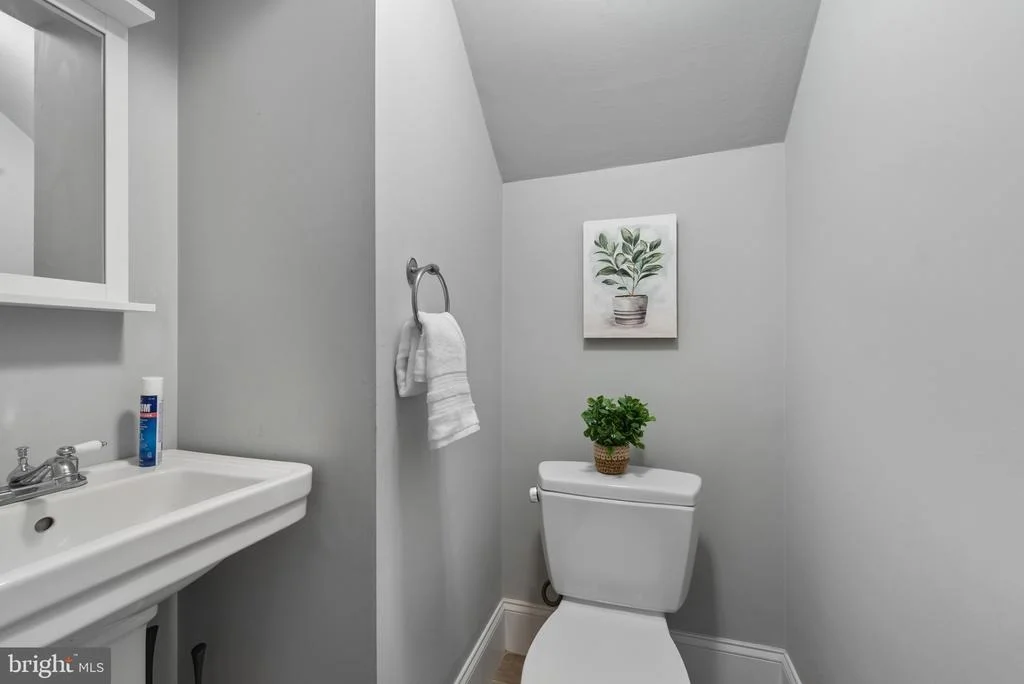 Photo of 1111 ARGONNE DRIVE