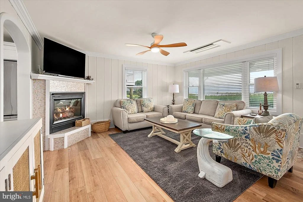 Photo of 12353 MEADOW DRIVE