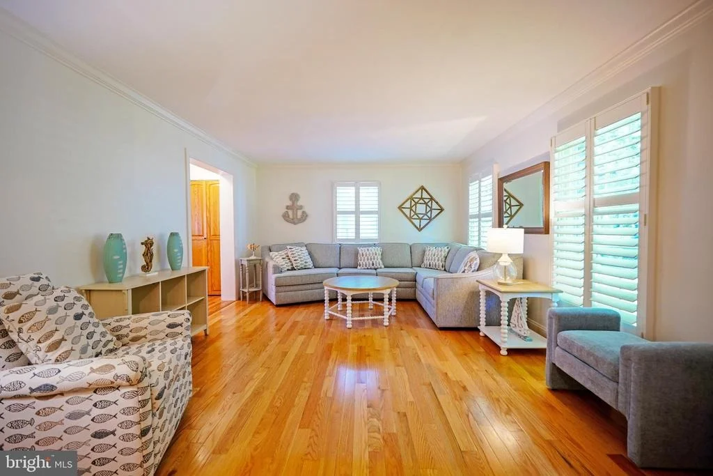 Photo of 101 OAK LANE