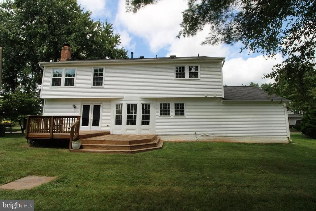 Photo of 112 BOOKHAM LANE