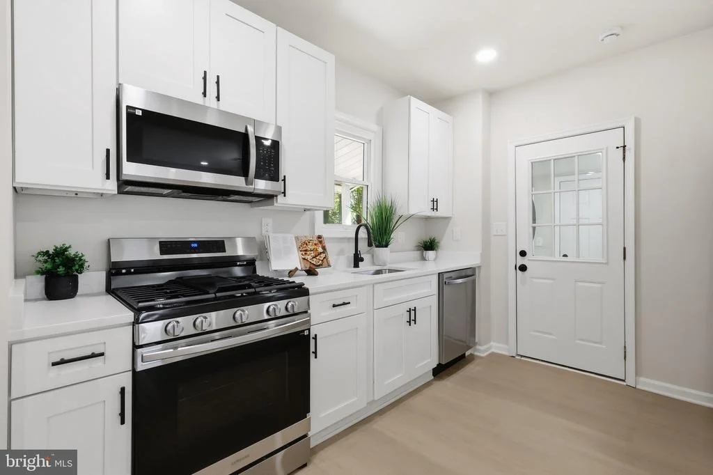 Photo of 805 WEST STREET