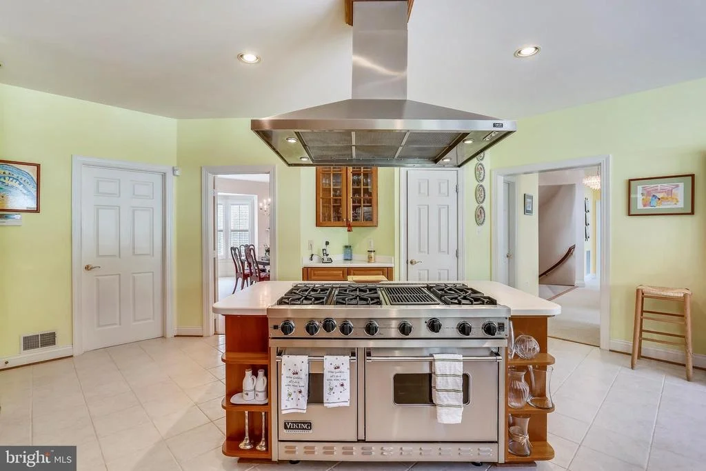 Photo of 16813 HARBOUR TOWN DRIVE