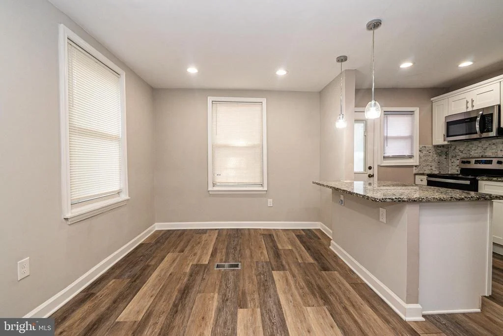 Photo of 5107 LAUREL AVENUE