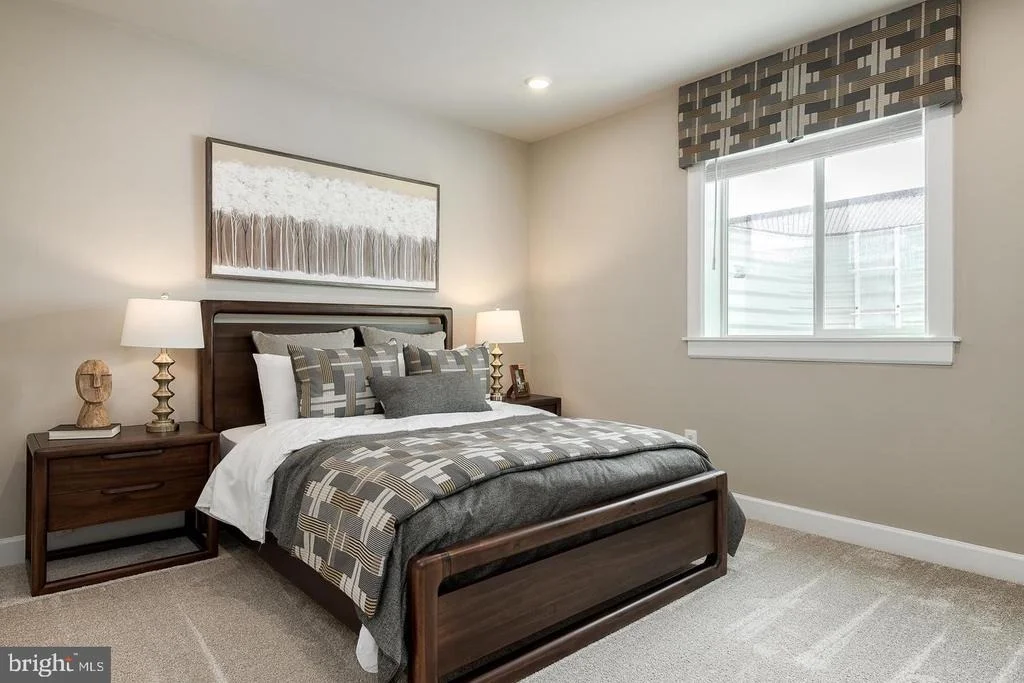 Photo of 1317 LEELAND FOREST