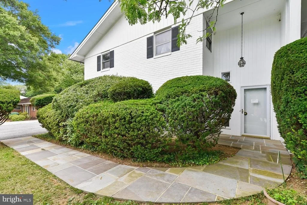 Photo of 7933 STEVENSON ROAD