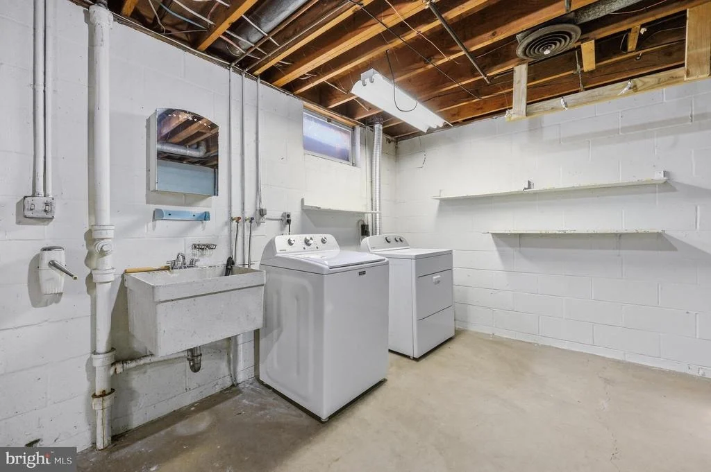 Photo of 227 WYNGATE DRIVE