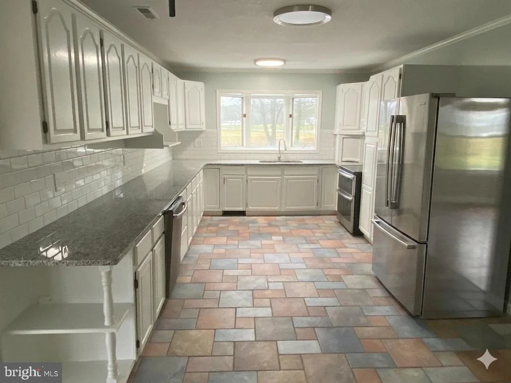 Photo of 3582 MEADOW BRIDGE ROAD