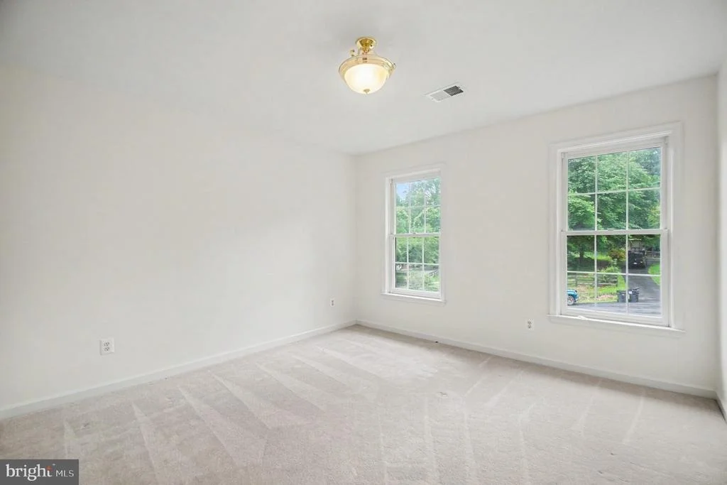 Photo of 7182 BREWSTER LANE