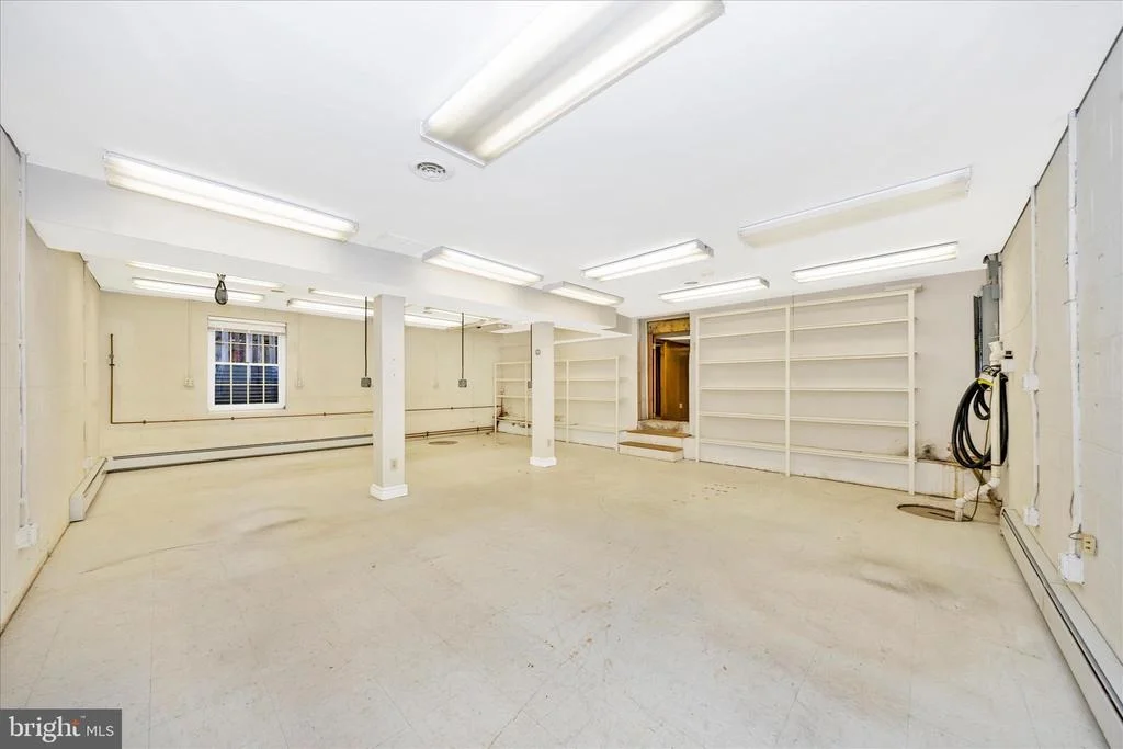 Photo of 9 E 13TH STREET