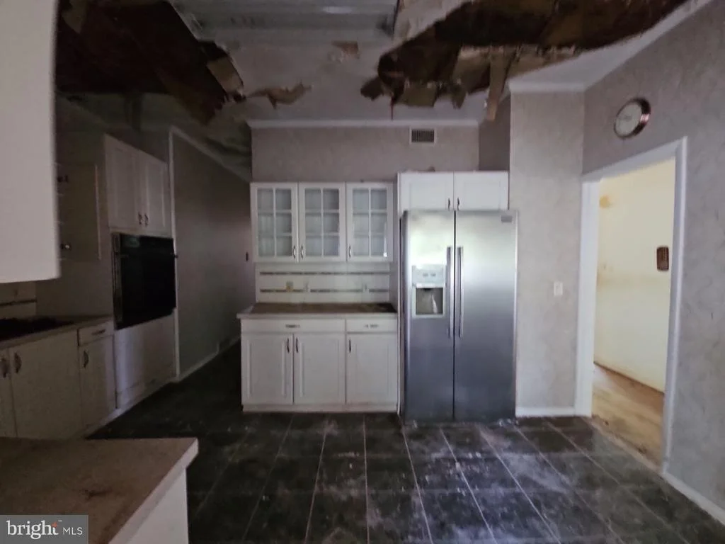 Photo of 10 OAK DRIVE