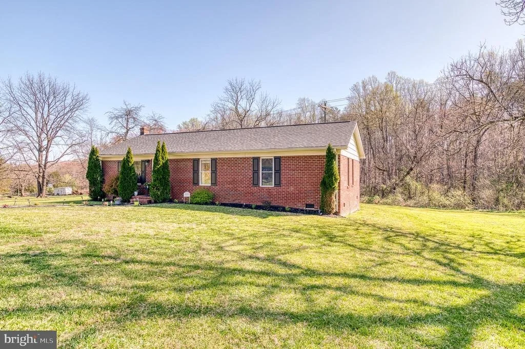 Photo of 10119 JAMESON LANE