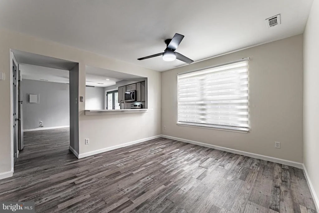Photo of 8623 HEATHERMILL ROAD