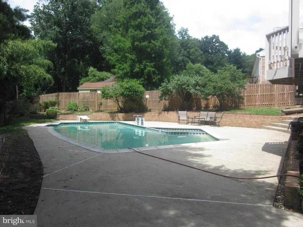 Photo of 217 FARMGATE LANE