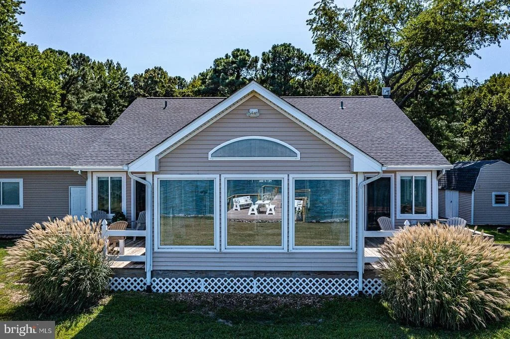 Photo of 976 BRAMMER DRIVE