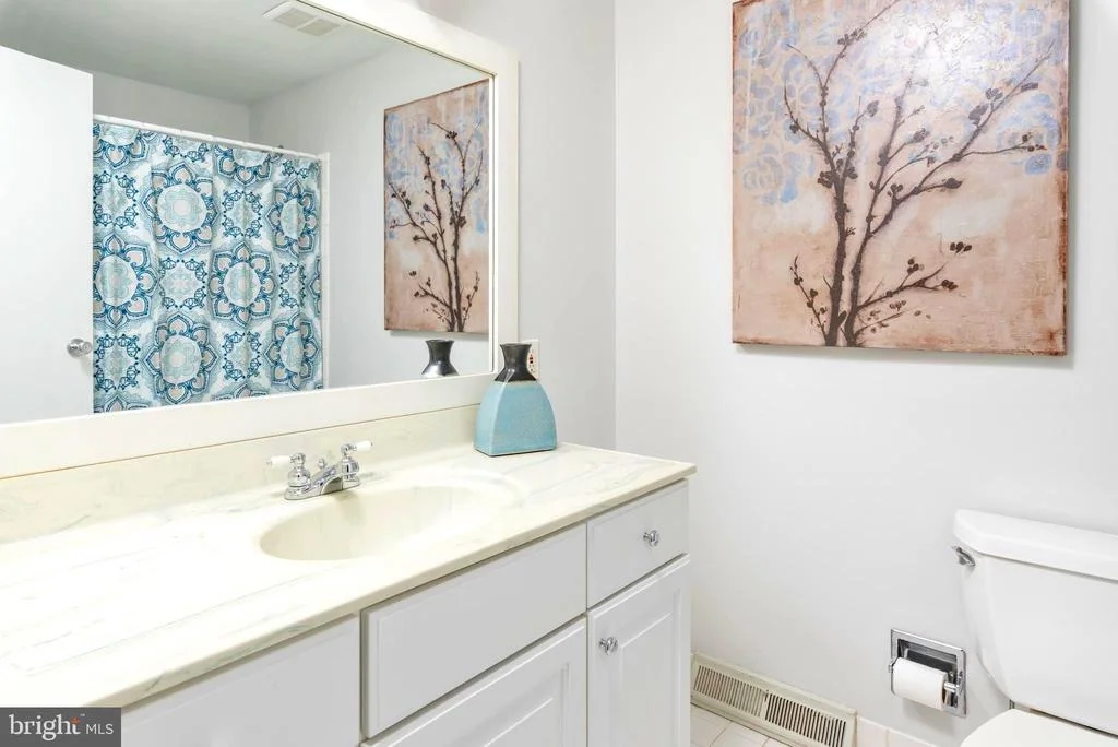 Photo of 5262 ELIOTS OAK ROAD