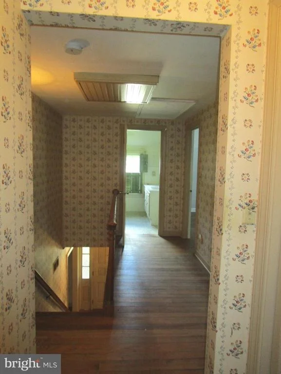 Photo of 40 W FAIRWAY CIRCLE