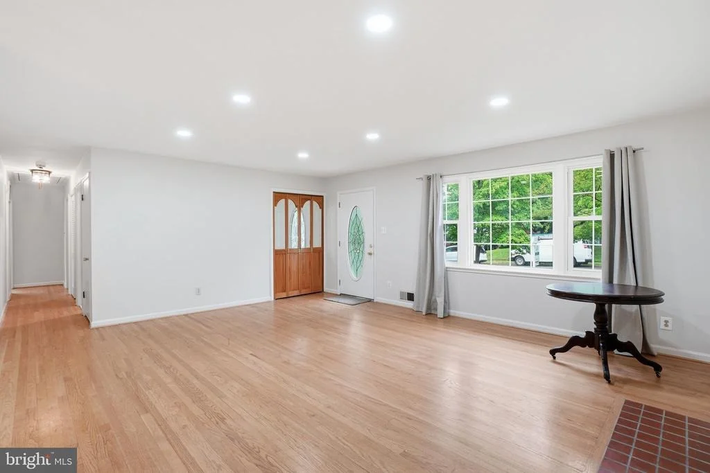 Photo of 5304 PILLOW LANE