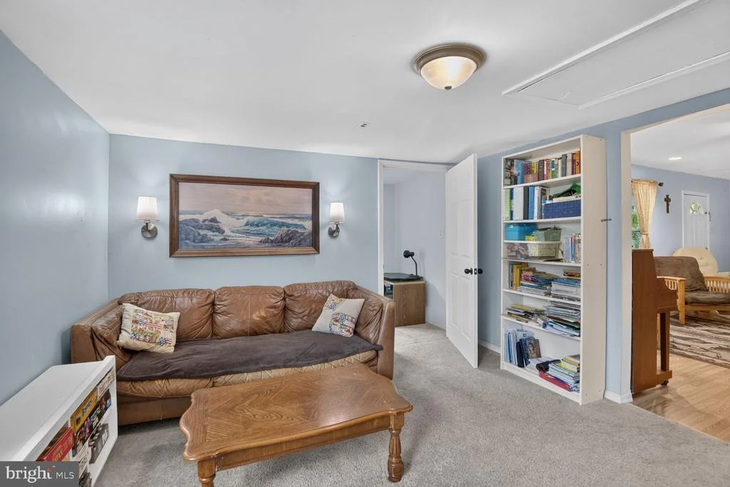 Photo of 12316 MELLING LANE