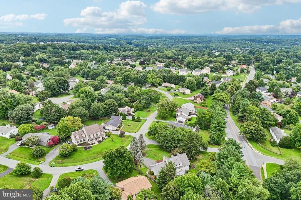Photo of 24833 SHOWBARN CIRCLE