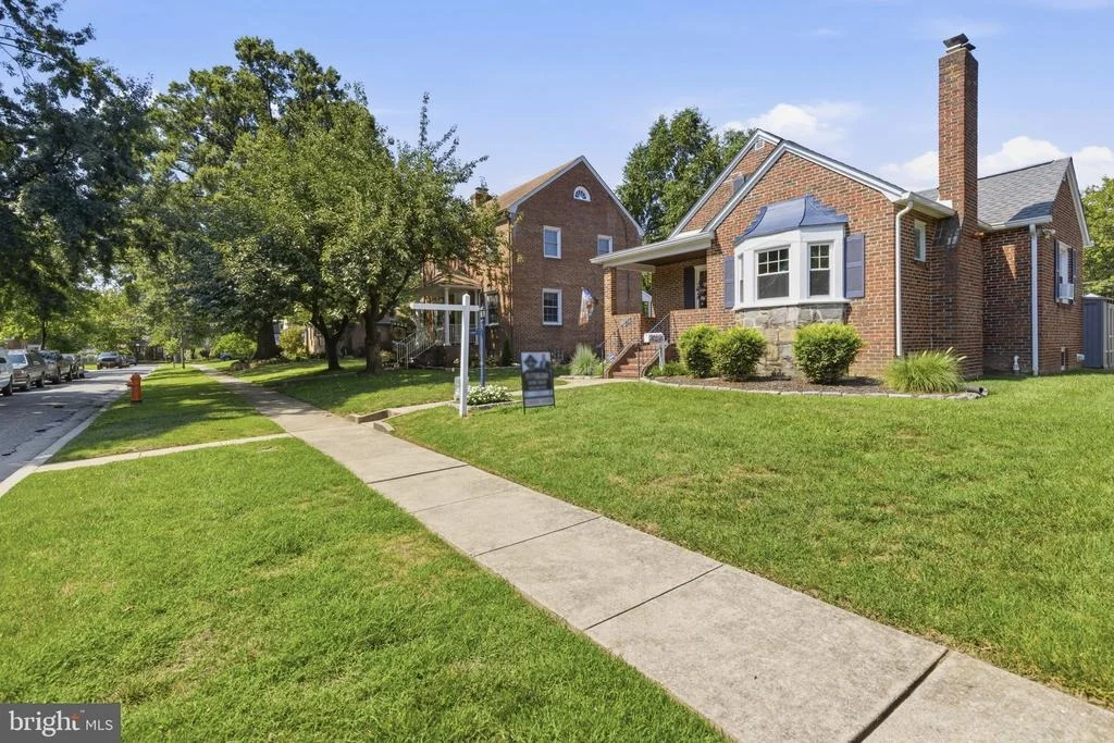 Photo of 3006 DUNBRIN ROAD