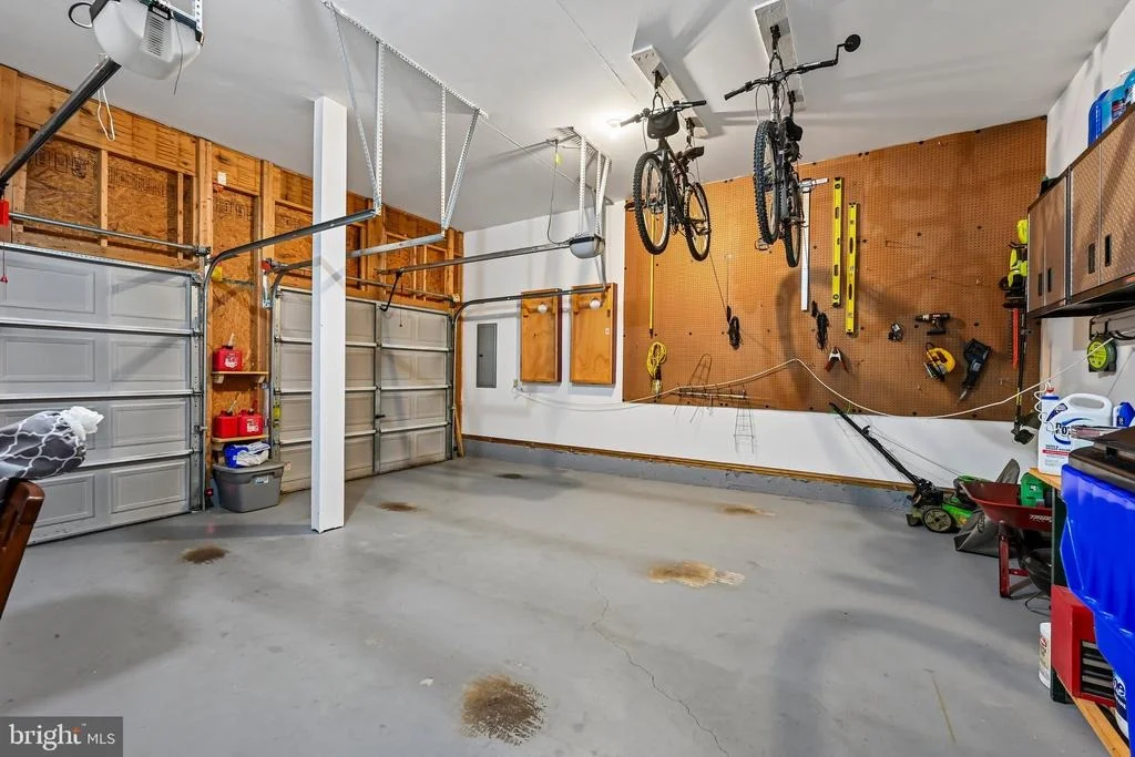 Photo of 5004 SWITZER BARN LANE