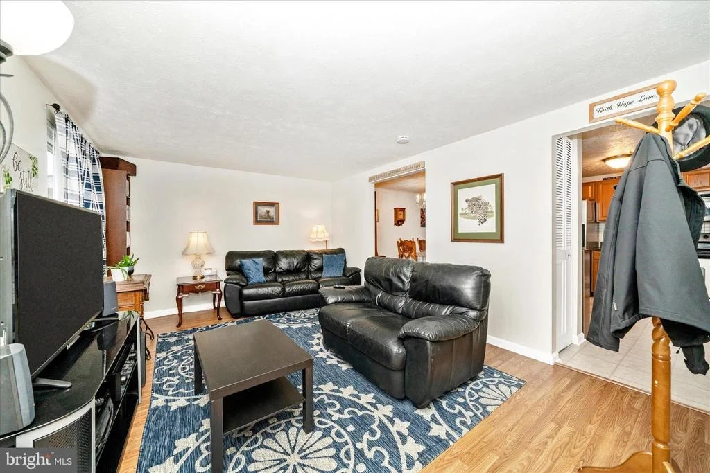 Photo of 212 WINTERGREEN LANE