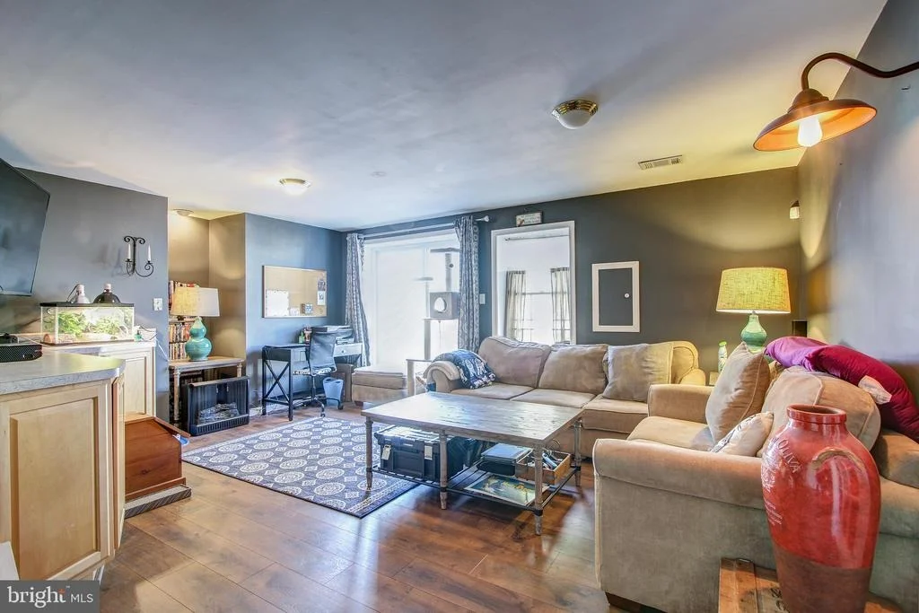 Photo of 602 MARBLEWING COURT
