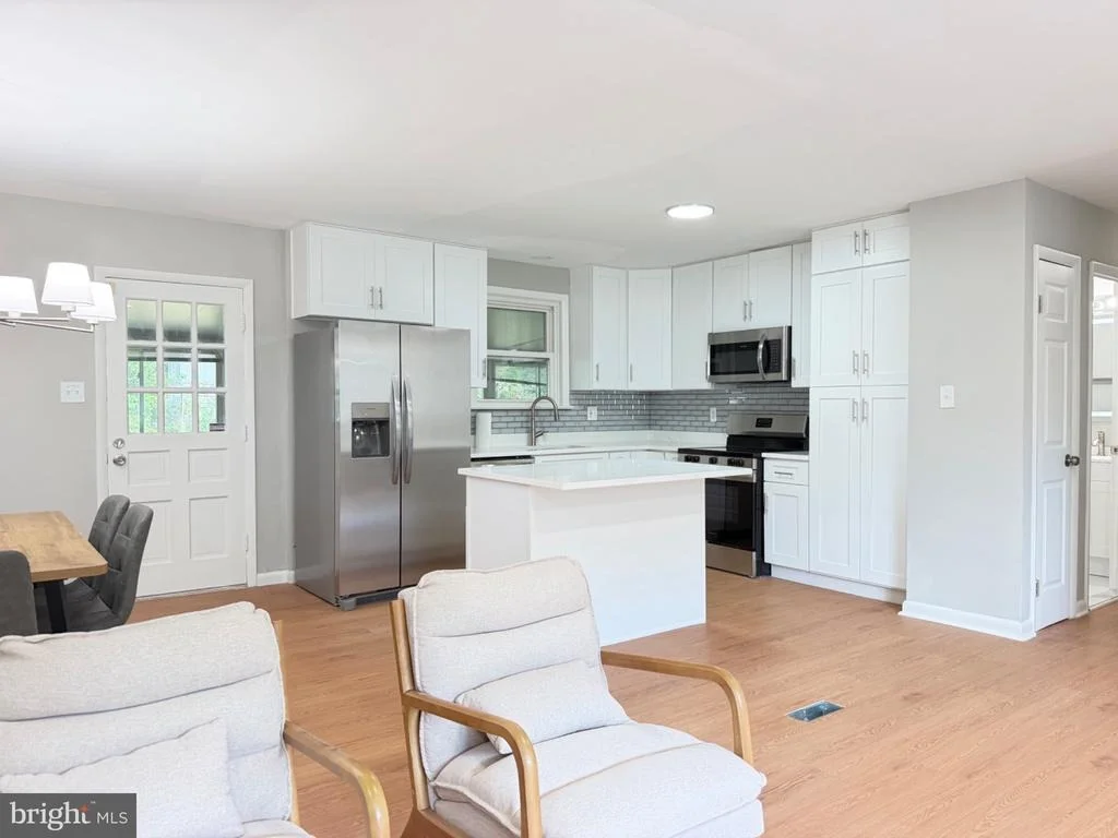 Photo of 2402 JOSEPH DRIVE