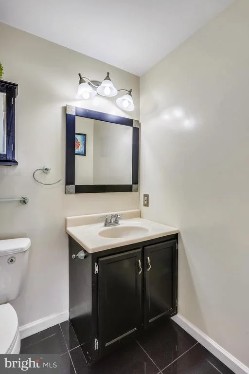 Photo of 915 POINTER RIDGE DRIVE