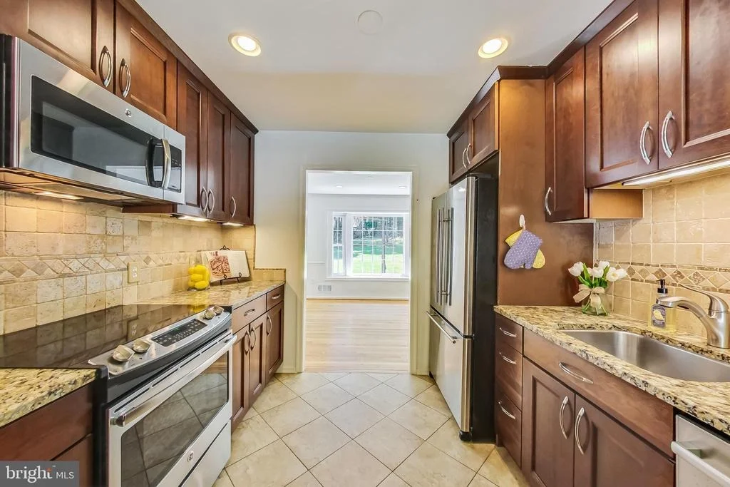 Photo of 4903 GADSEN DRIVE